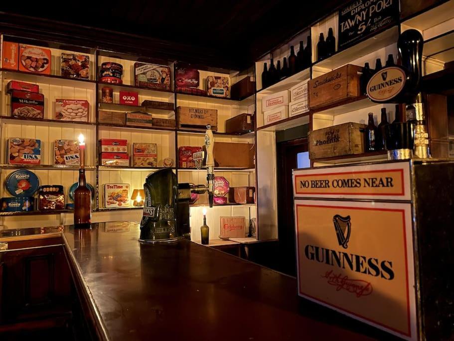 Tw O Connell Old World Irish Pub Villa Кахерсивен Екстериор снимка